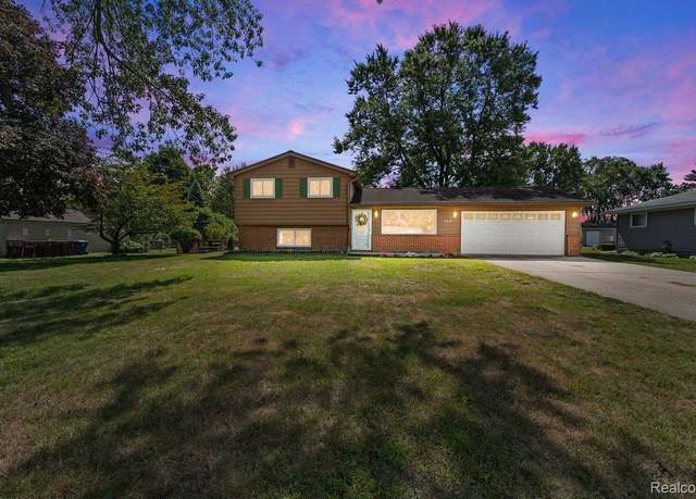 Property at 4607 Meigs Ave, Waterford Charter Township, MI 48329, 3 beds, 1.5 baths
