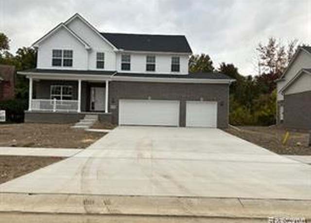 Property at 26806 Celtic Dr, Flat Rock, MI 48134, 4 beds, 2.5 baths