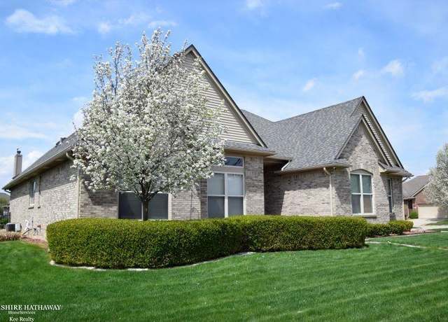 Property at 48643 Waterford Dr, Macomb, MI 48044, 3 beds, 3.5 baths