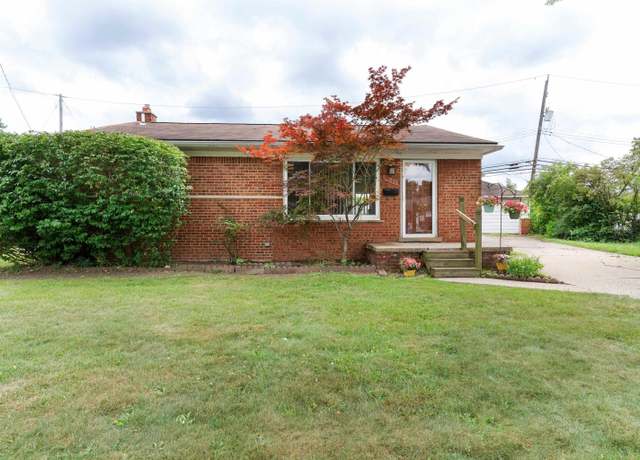 Property at 29100 Fourner Ave, Madison Heights, MI 48071, 3 beds, 1 bath