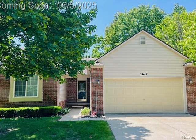 Property at 2647 S Moonglow Ct, Hartland, MI 48353, 2 beds, 2 baths