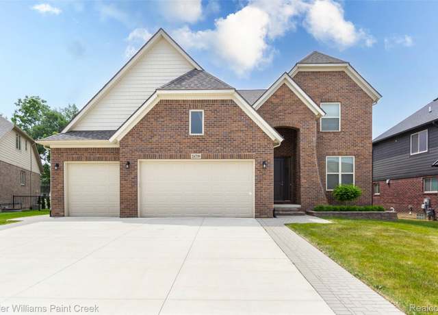 Property at 24738 Callaway Dr, Macomb, MI 48042, 3 beds, 2.5 baths