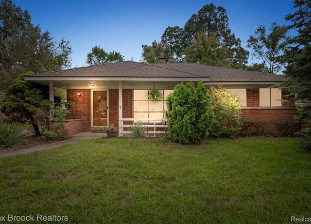 Property at 25215 Orchard Grove St, Southfield, MI 48033, 3 beds, 1.5 baths