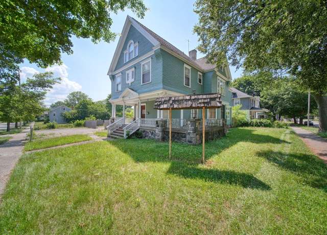 Property at 601 1st St, Jackson, MI 49203, 5 beds, 2 baths