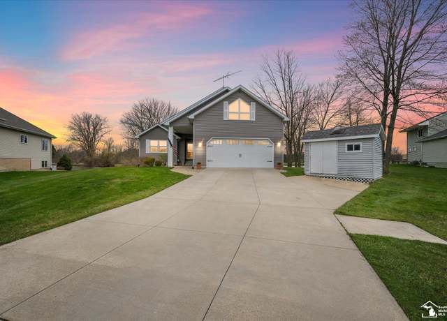 Property at 8085 Wadding Dr, Onsted, MI 49265, 4 beds, 3.5 baths