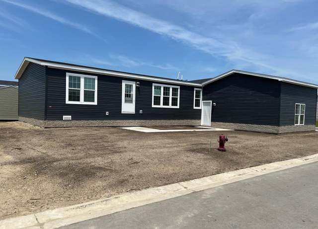 Property at 264 Westbrook Ct, Port Huron, MI 48060, 3 beds, 2 baths