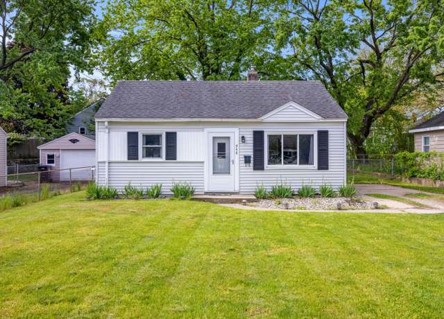 Property at 948 33rd St SW, Wyoming, MI 49509, 2 beds, 1 bath