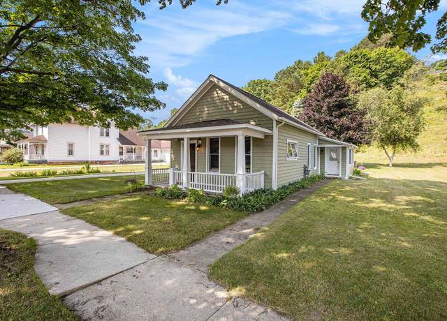 Property at 605 Lincoln Ave, Elberta, MI 49628, 2 beds, 1 bath