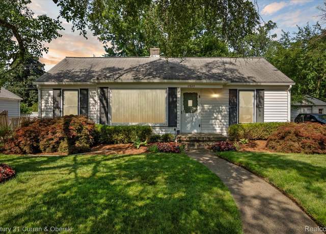 Property at 21623 Tulane Ave, Farmington, MI 48336, 2 beds, 1 bath