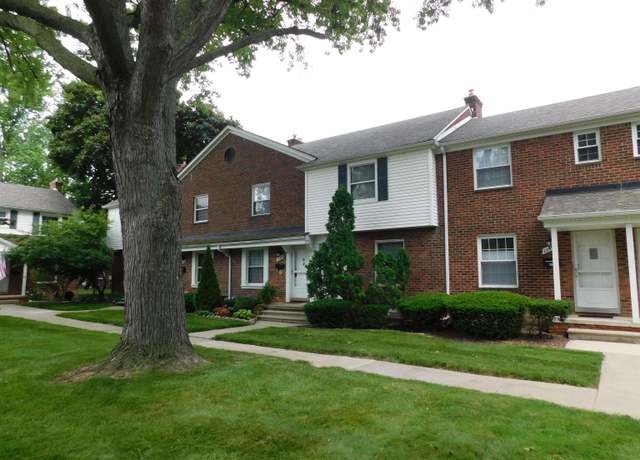 Property at 22956 Gary Ln, St Clair Shores, MI 48080, 2 beds, 1 bath