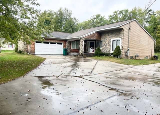 Property at 1152 S Bay Dr, Tawas City, MI 48763, 3 beds, 2 baths