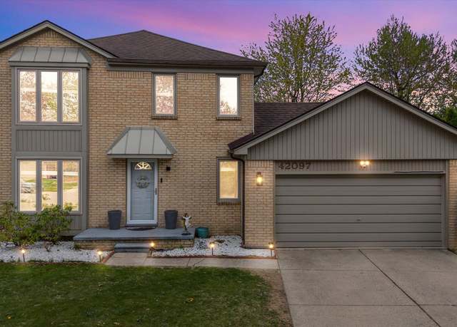 Property at 42097 Arcadia Dr, Sterling Heights, MI 48313, 3 beds, 3 baths