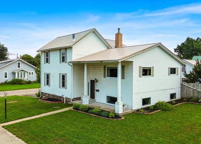 Property at 260 Duncan Ave, Cheboygan, MI 49721, 5 beds, 2.5 baths