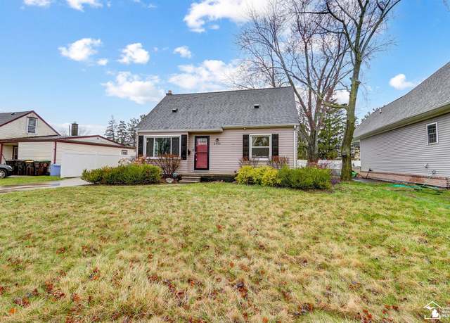 Property at 2906 Lafayette Dr, Trenton, MI 48183, 3 beds, 2 baths