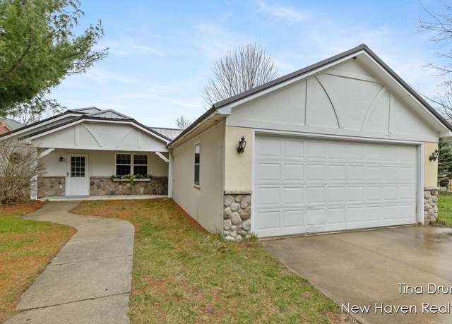 Property at 1132 N Meadowbrook Rd, White Cloud, MI 49349, 3 beds, 2 baths