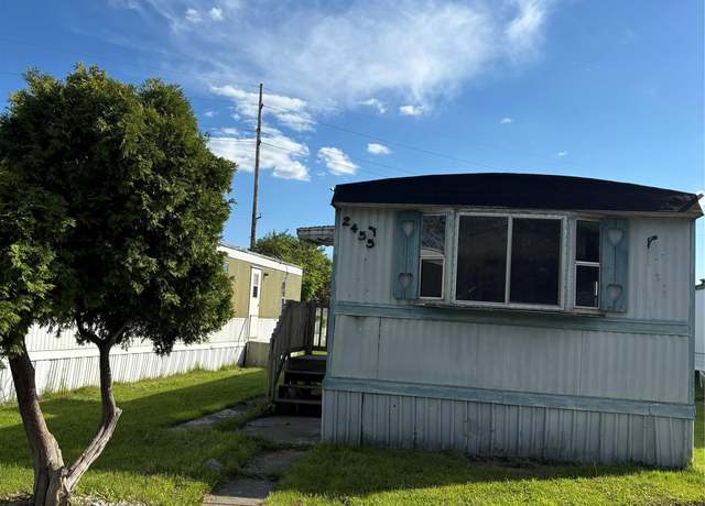 Property at 2455 Laura Dr, Flint, MI 48507, 2 beds, 1 bath