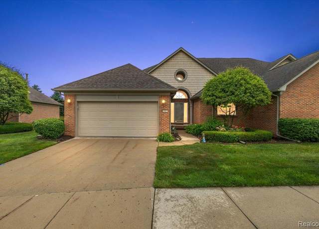 Property at 33847 Au Sable Dr #10, Chesterfield, MI 48047, 2 beds, 3 baths