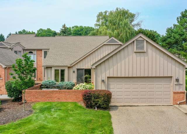 Property at 37622 Russett Dr, Farmington Hills, MI 48331, 2 beds, 3 baths