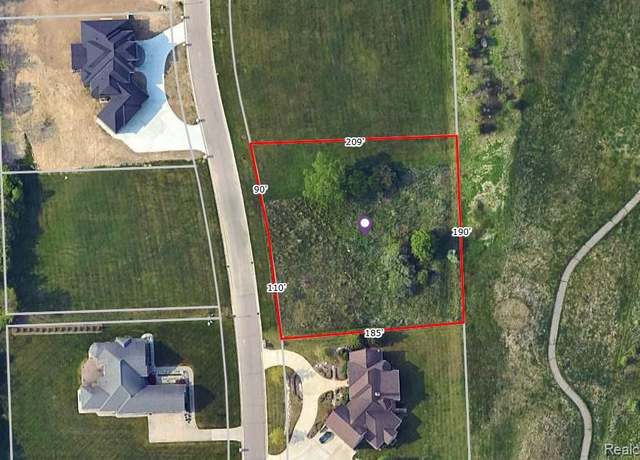 Property at 16804 Kings Fairway Ln, Grand Blanc, MI 48439