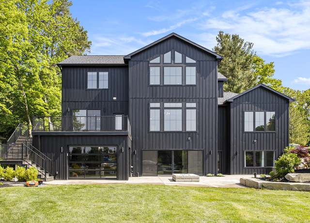 Property at 6646 E Eagle Lake Dr, Kalamazoo, MI 49009, 5 beds, 5.5 baths