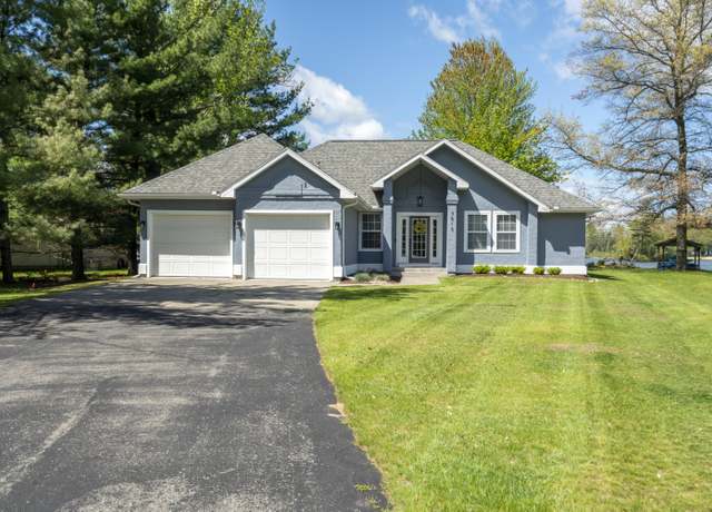 Property at 7515 Bay Mdw, Canadian Lakes, MI 49346, 3 beds, 2.5 baths