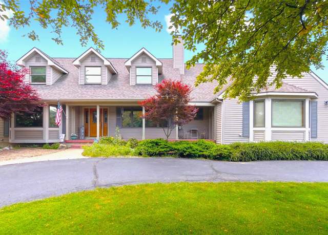 Property at 459 N Elms Rd, Flushing, MI 48433, 4 beds, 4 baths