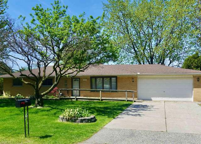 Property at 31047 Richert St, Fraser, MI 48026, 3 beds, 2 baths