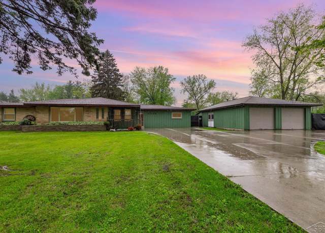Property at 3526 Kawkawlin River Dr, Bay City, MI 48706, 4 beds, 2 baths