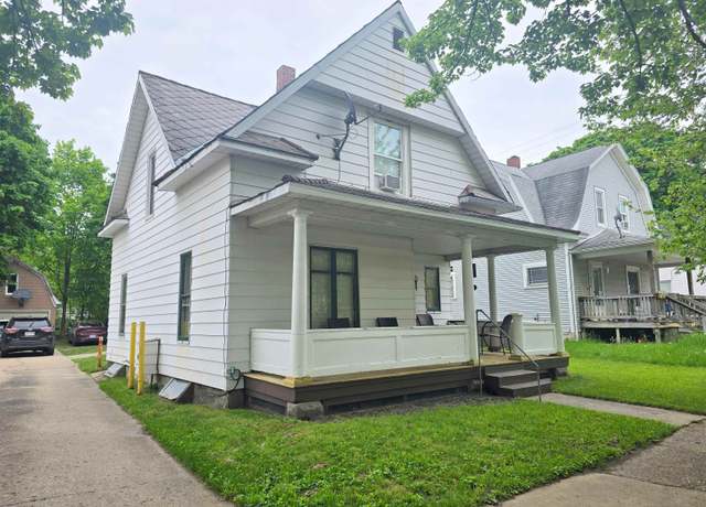 Property at 820 Wallace St, Cadillac, MI 49601, 4 beds, 2 baths