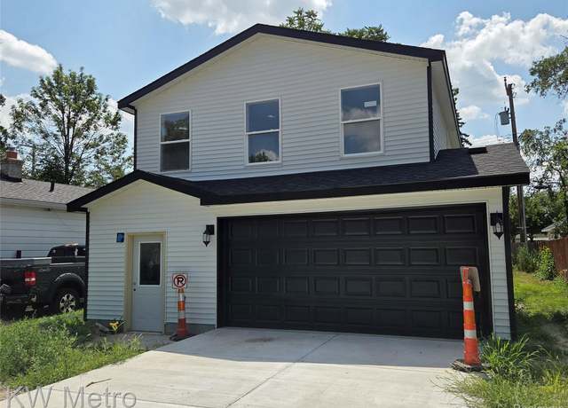 Property at 1116 E Hayes Ave, Hazel Park, MI 48030, 3 beds, 1.5 baths