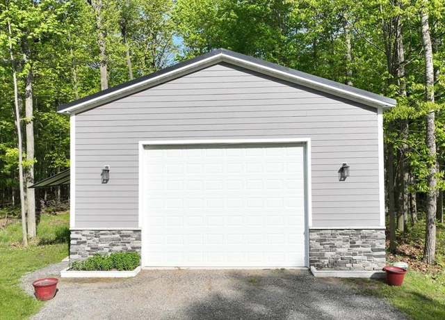 Property at 7389 Edgebrook Ln, Hope, MI 48628