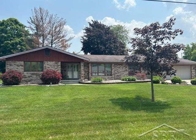 Property at 1337 Woodside St, Saginaw, MI 48601, 3 beds, 2.5 baths