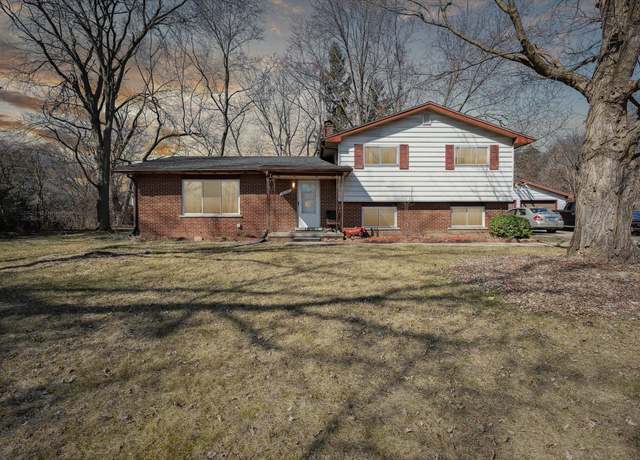 Property at 3742 Oak Dr, Ypsilanti, MI 48197, 3 beds, 1.5 baths