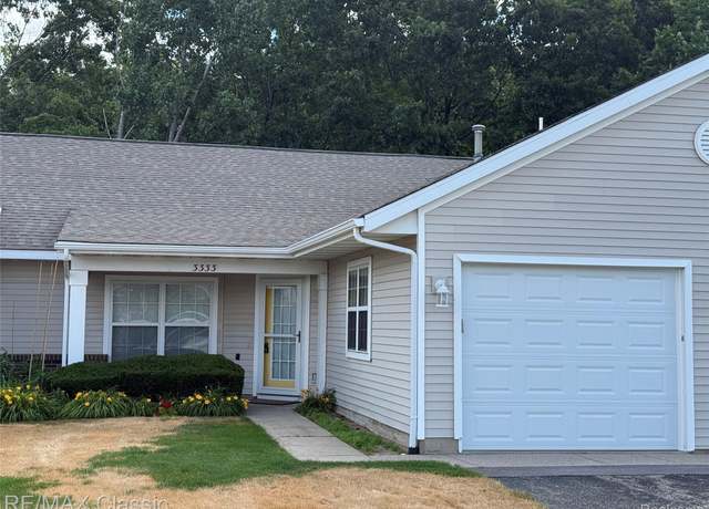 Property at 3333 Clear Vista Ct NE #23, Grand Rapids, MI 49525, 2 beds, 2 baths