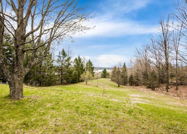 Property at 1501 S Ruby Ln, Lake Leelanau, MI 49653, 4 beds, 2.5 baths
