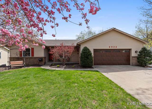 Property at 6922 Youngstown Ave, Hudsonville, MI 49426, 3 beds, 3 baths