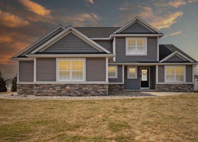 Property at 8585 Ashland, Freeland, MI 48623, 5 beds, 2.5 baths
