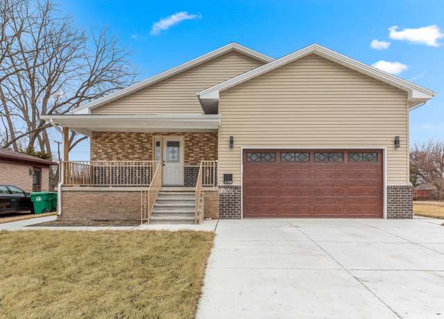 Property at 31460 James St, Garden City, MI 48135, 5 beds, 3 baths