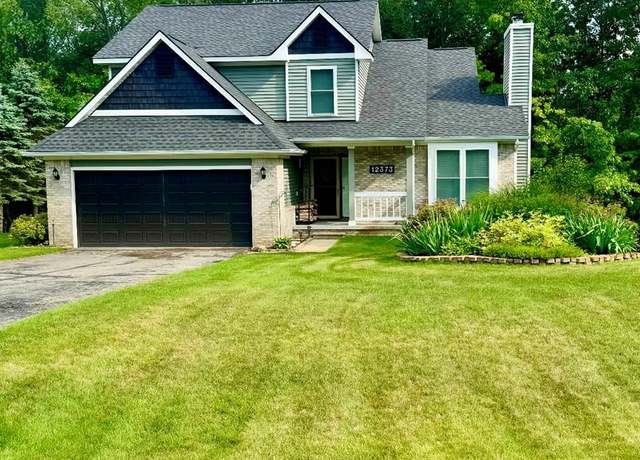 Property at 12373 Windcliff Dr, Davisburg, MI 48350, 4 beds, 3.5 baths