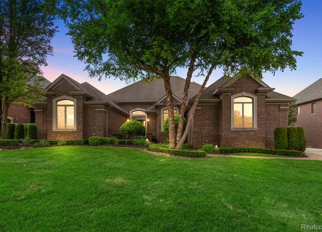 Property at 61784 Bunker Hill Dr, Washington, MI 48094, 3 beds, 4 baths
