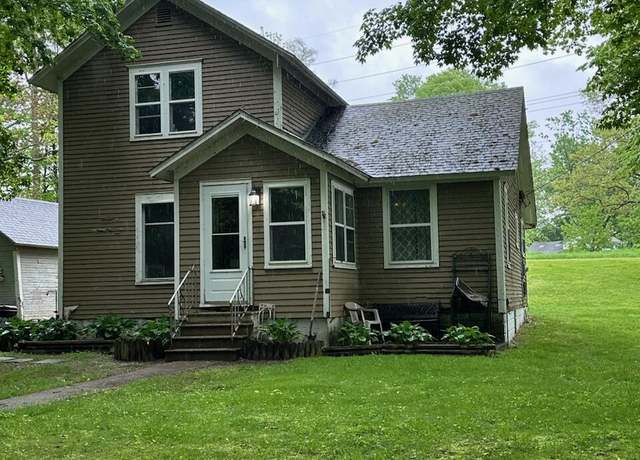 Property at 611 Rock River Ave, Three Rivers, MI 49093, 3 beds, 1 bath