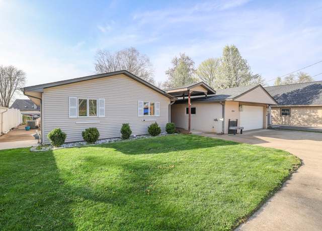 Property at 11954 Portage Lake Ave, Pinckney, MI 48169, 4 beds, 2 baths