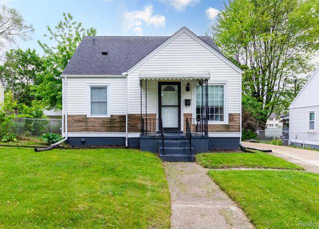 Property at 25 Alter Ct, Mt Clemens, MI 48043, 3 beds, 1 bath