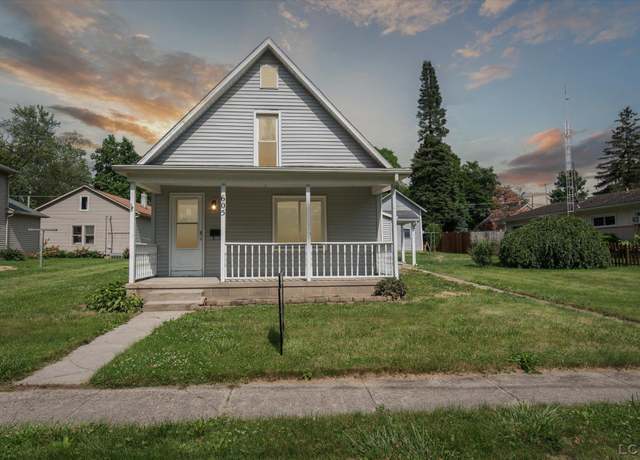 Property at 605 Oak St, Hudson, MI 49247, 2 beds, 1 bath