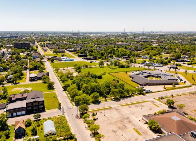 Property at 4438 Grand River Ave, Detroit, MI 48208