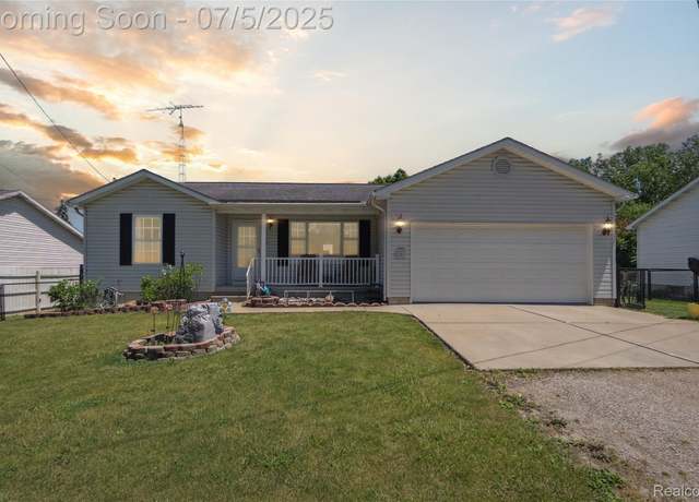 Property at 2187 Anoka St, Flint, MI 48532, 3 beds, 2 baths