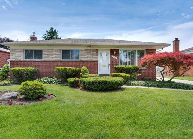 Property at 14202 Murthum Ave, Warren, MI 48088, 3 beds, 2 baths