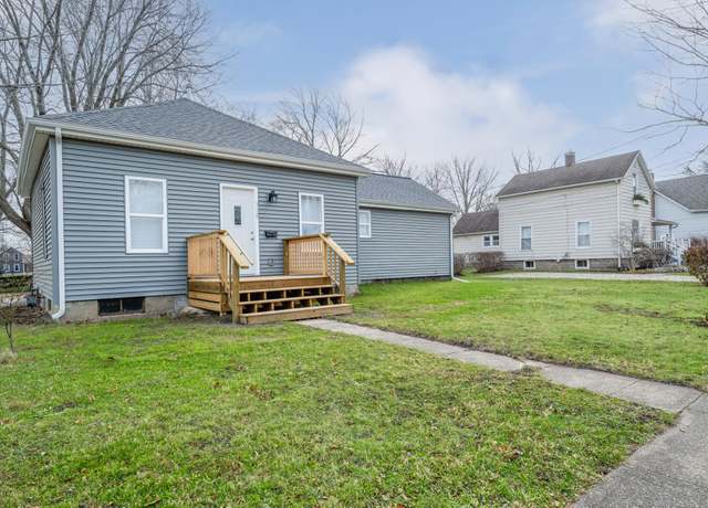 Property at 308 N Elm St, Three Oaks, MI 49128, 2 beds, 1 bath