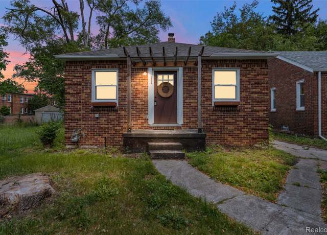Property at 16230 Santa Rosa Dr, Detroit, MI 48221, 2 beds, 1 bath