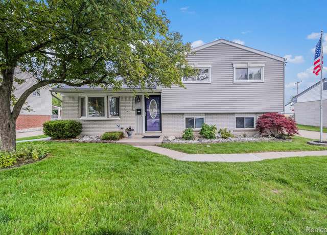 Property at 2427 Camel Dr, Sterling Heights, MI 48310, 3 beds, 1.5 baths